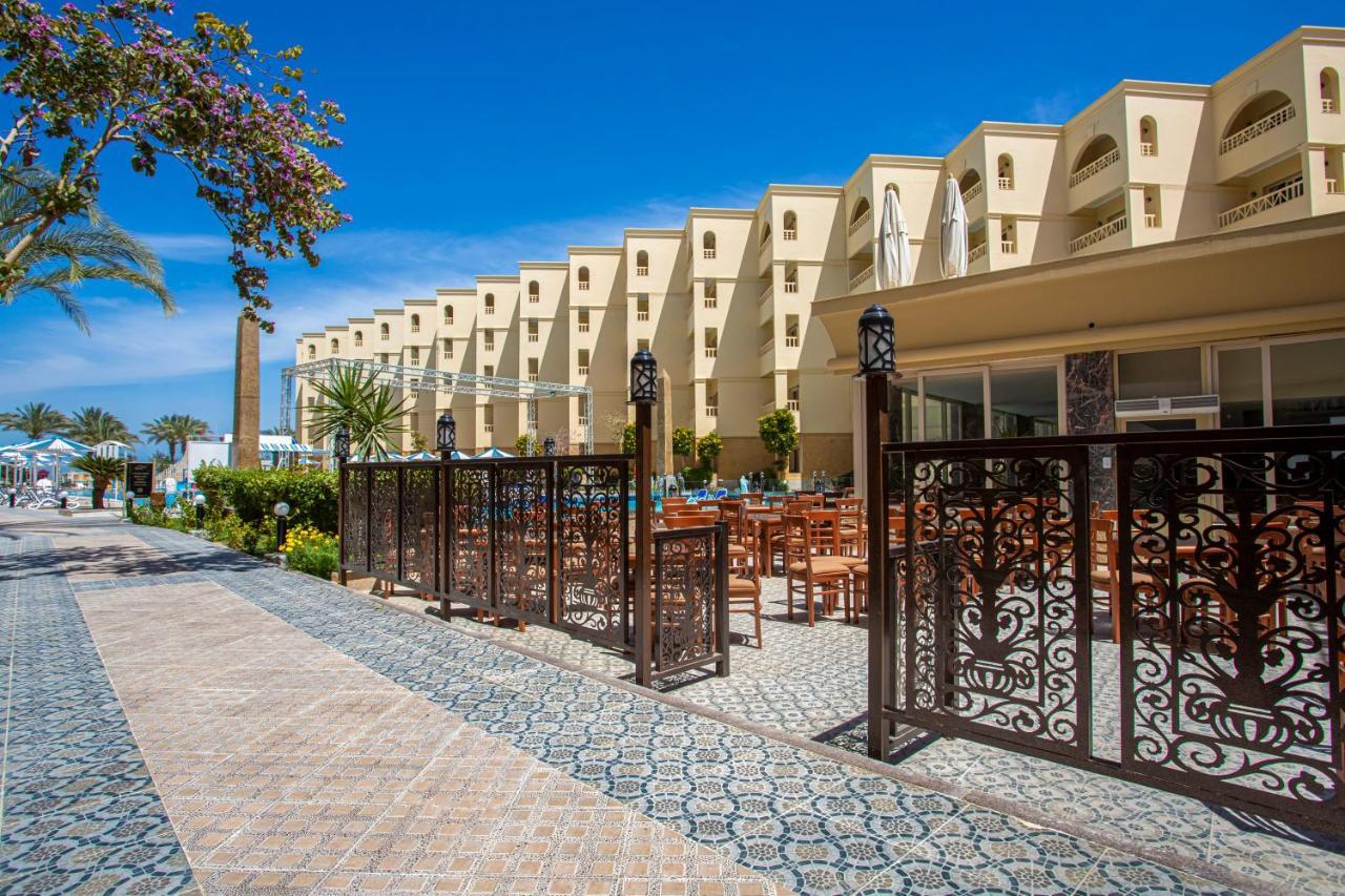 Amc Royal Hotel & Spa Hurghada Eksteriør billede